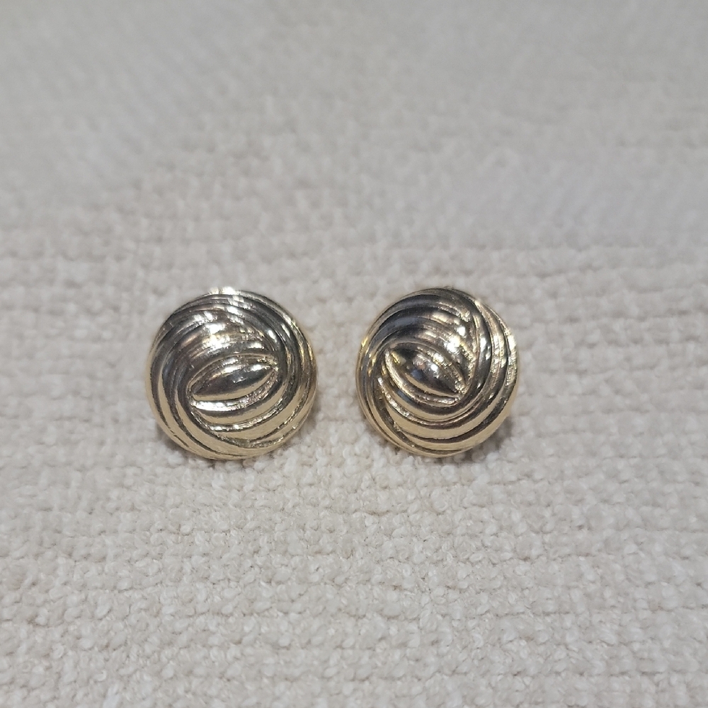 Vintage Gold Clip Earrings